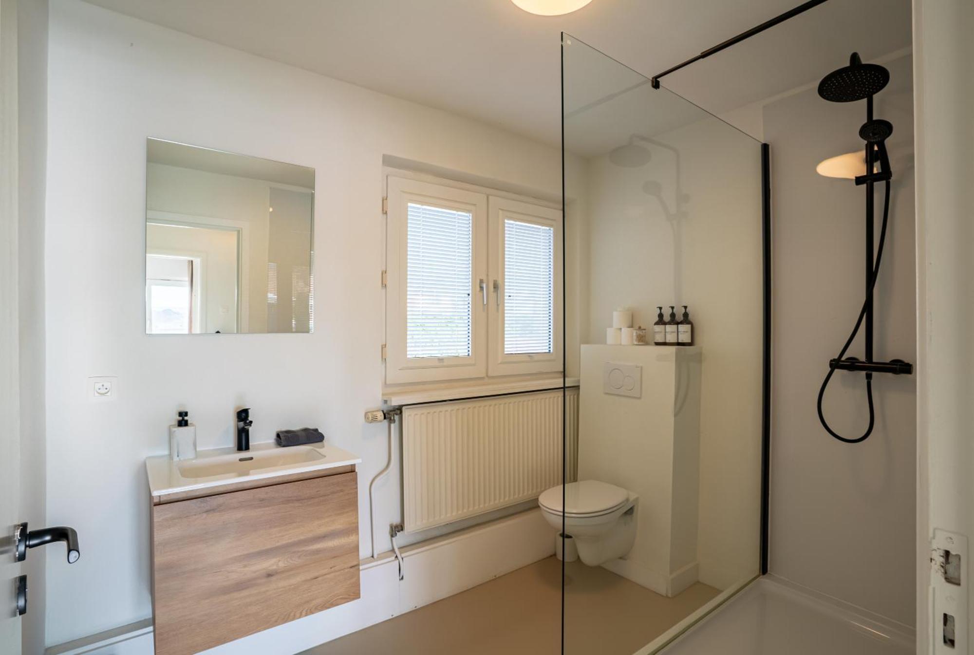 Maas Suites - The River House With Private Sauna Ланакен Экстерьер фото